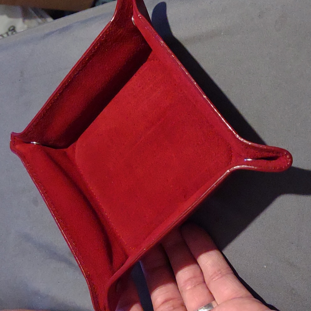 1 NWOT,Leather Valet,